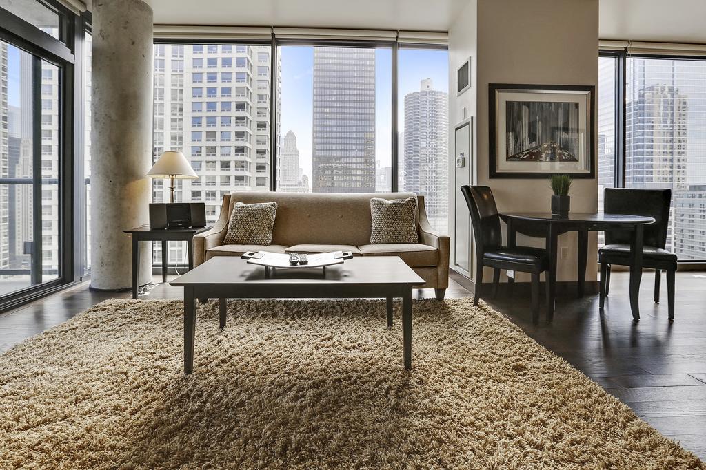 Aparthotel Bridgestreet At State And Grand Chicago Exterior foto