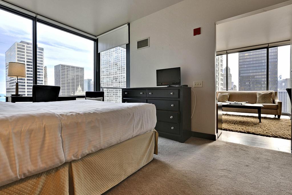 Aparthotel Bridgestreet At State And Grand Chicago Exterior foto